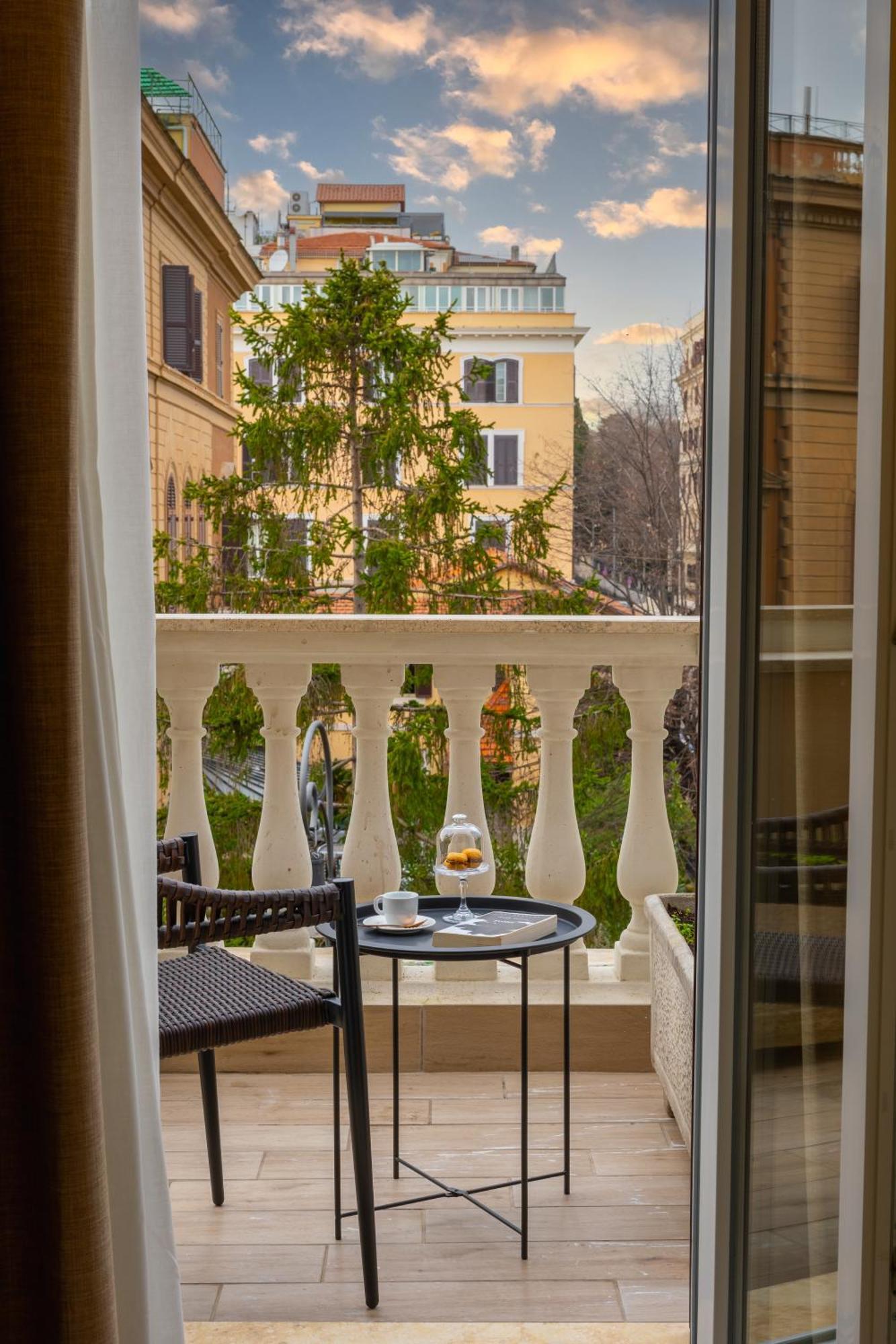 Bh Hotel Roma Eksteriør bilde